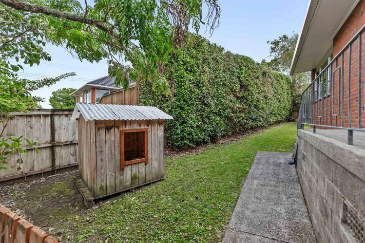 2/4 Illana Place Ranui_27