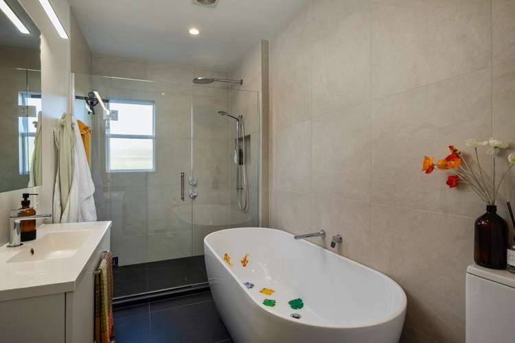 125 Owairaka Avenue Mt Albert_14