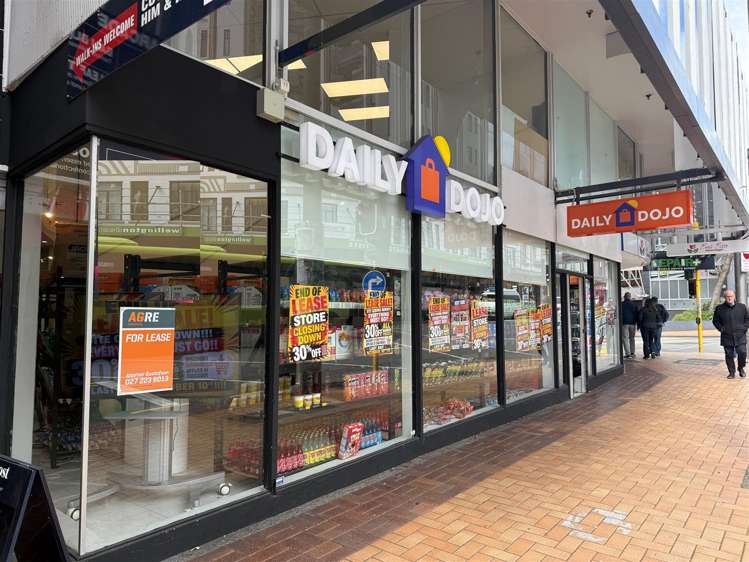 Shops 1 and 2, 1 Manners Street Te Aro_1