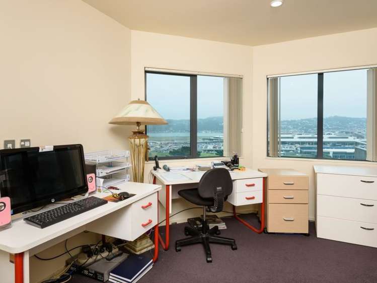 12 Bunker Way Strathmore Park_17