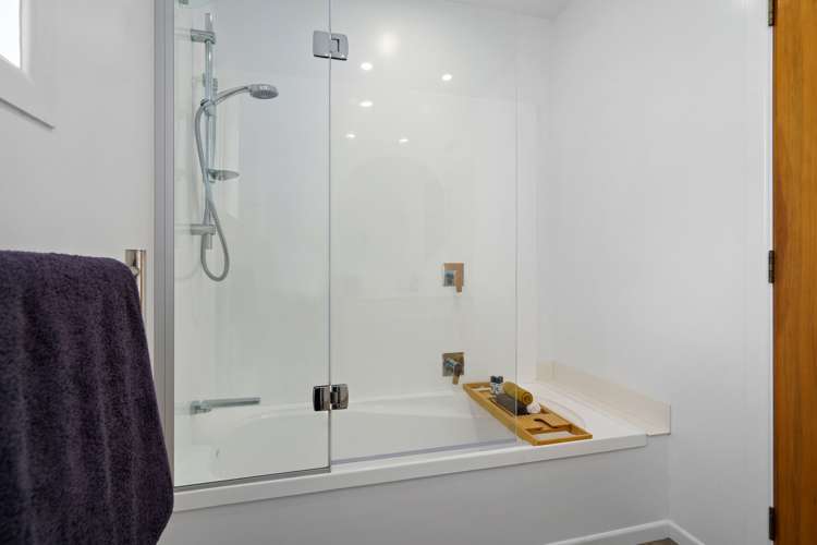 76 Campbell Street Leamington_14