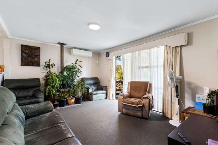 6 Springside Place New Lynn_7