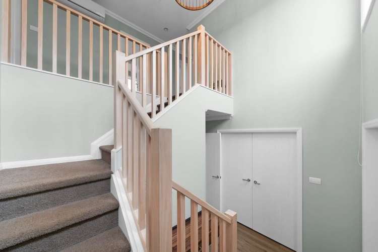 220 Hill Road The Gardens_19