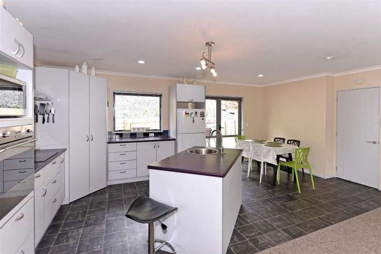 48 Bishopdale Avenue Bishopdale_4