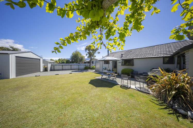 25 Howden Street Te Anau_15