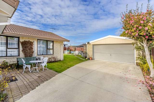 48 Coopers Road Dallington_1