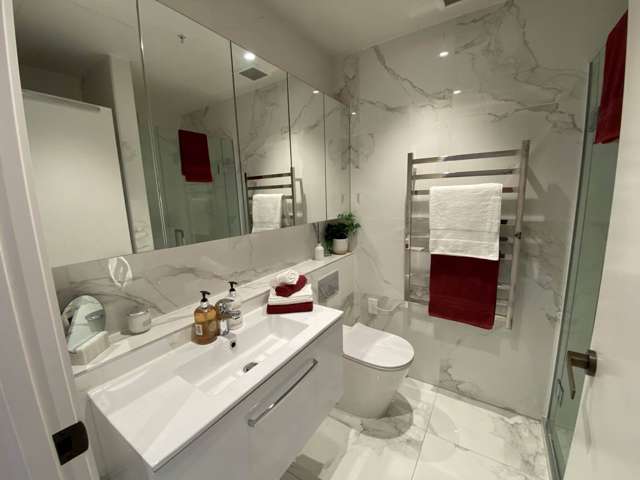 1010/47 Beach Road City Centre_2