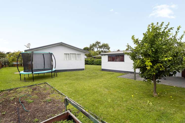 16 Fiona Place Dinsdale_11