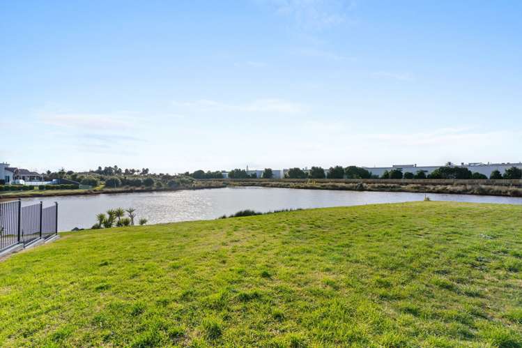 171 Oriental Parade Papamoa_5