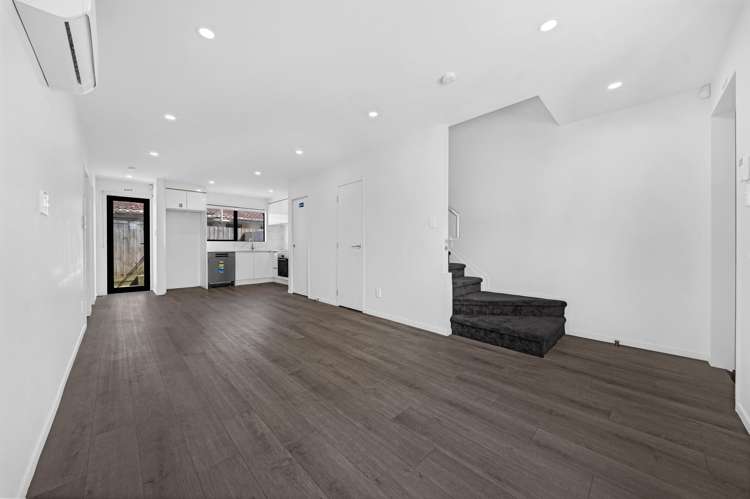 3/30 Arnwood Street Manurewa_3