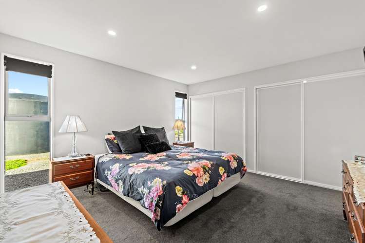 76 Summers Road Darfield_16