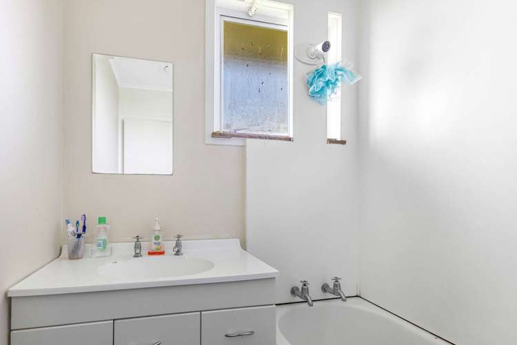 452 Ohangai Road Hawera_18