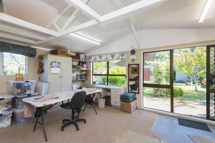 1 Forster Street Tolaga Bay_34