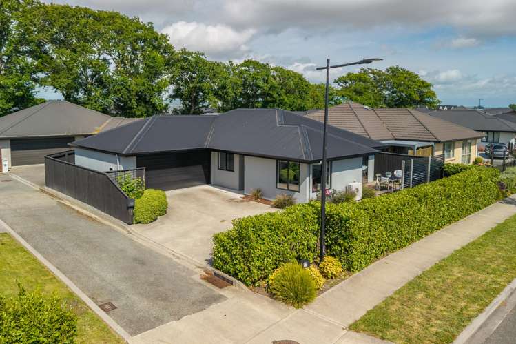 55 Malone Crescent Richmond_13