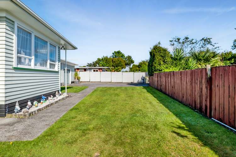 9 Kowhai Street Inglewood_14