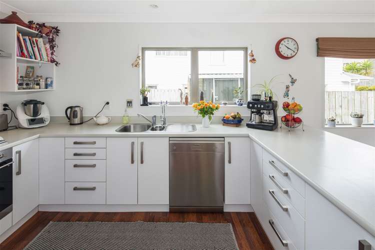 20 Gifford Grove Churton Park_4