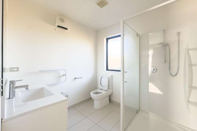 43 Somerville Crescent Aidanfield_8