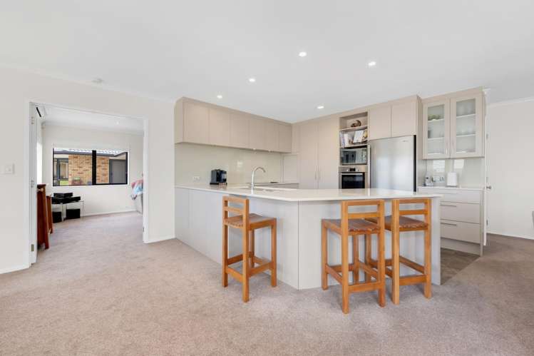 6 Mullagh Place East Tamaki Heights_9