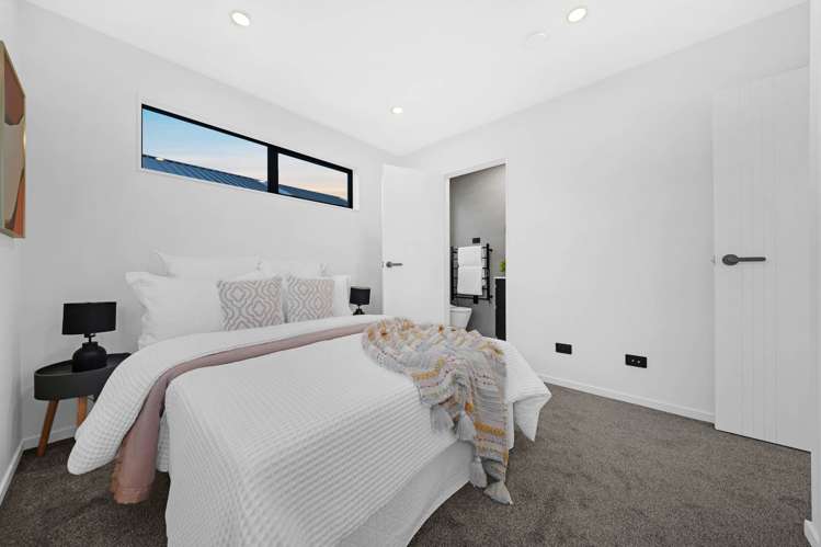 1/71 Cardiff Road Pakuranga Heights_18