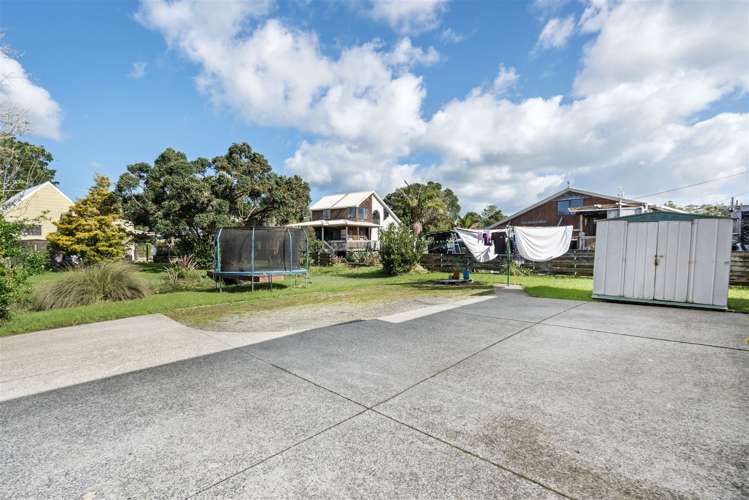 1/39 Langton Road Stanmore Bay_13