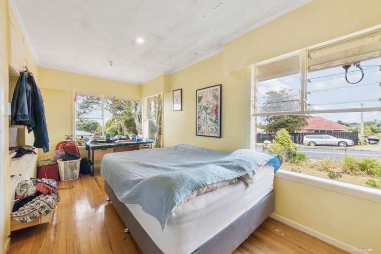 56 Tiroroa Avenue Te Atatu South_9