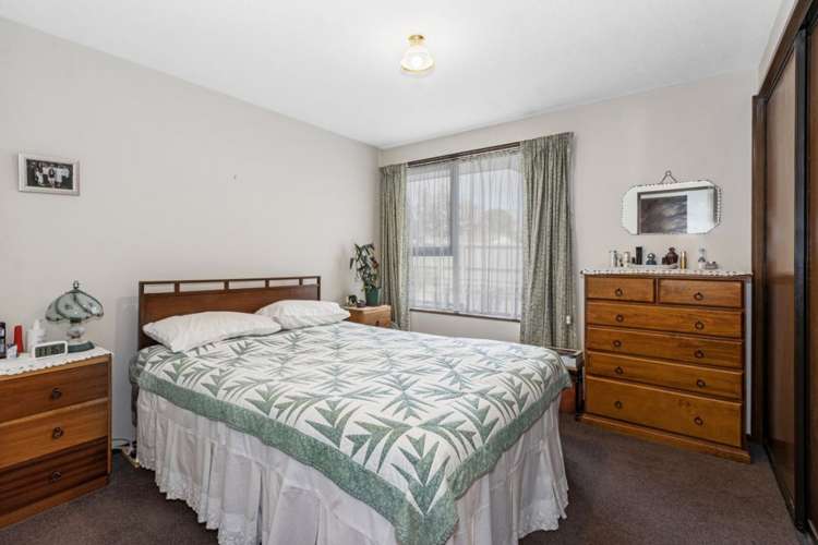 48 Coopers Road Dallington_8