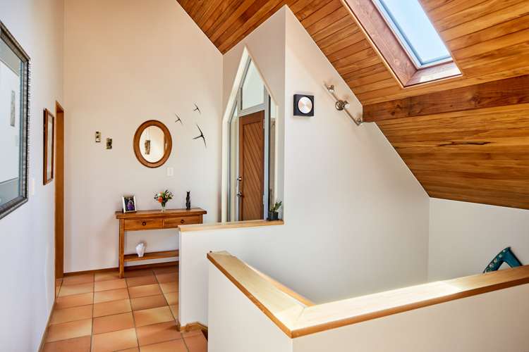 1 Roys Road Plimmerton_21