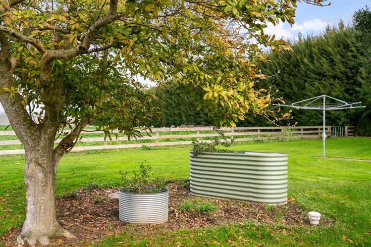 385 Bushmere Road Hexton_16