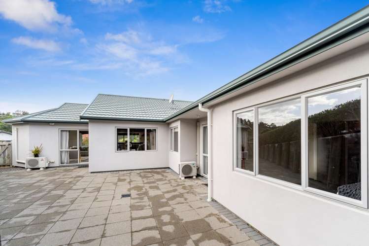 40 Te Puia Drive Aotea_16