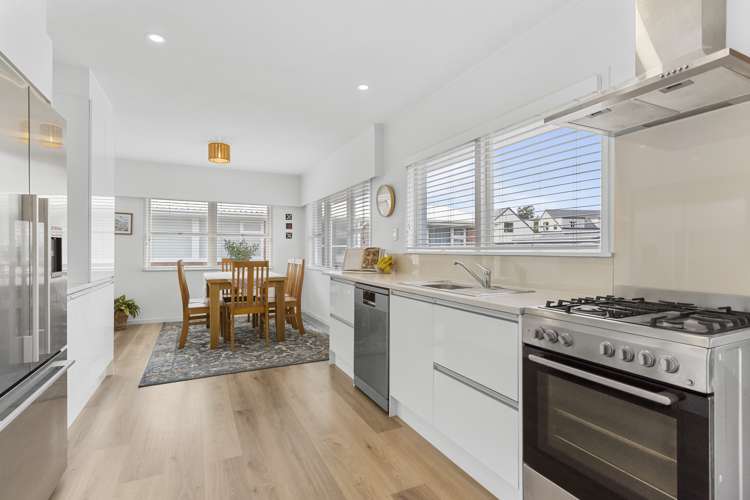 121 Wallace Road Mangere Bridge_6