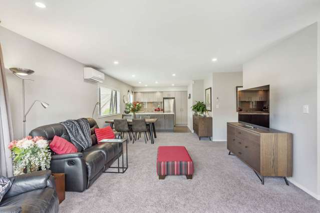 19 Royalle Mews Botany Downs_4