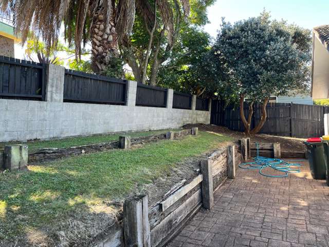 3/10 Phoenix Place Papatoetoe_3