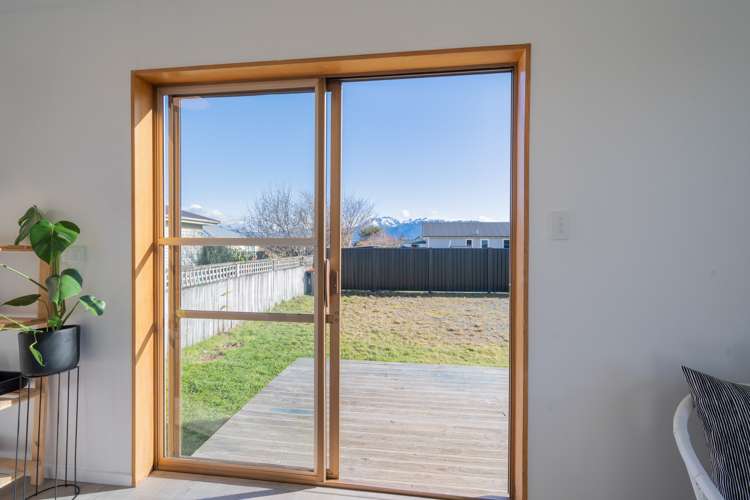 30 Lawson Burrows Crescent Te Anau_7