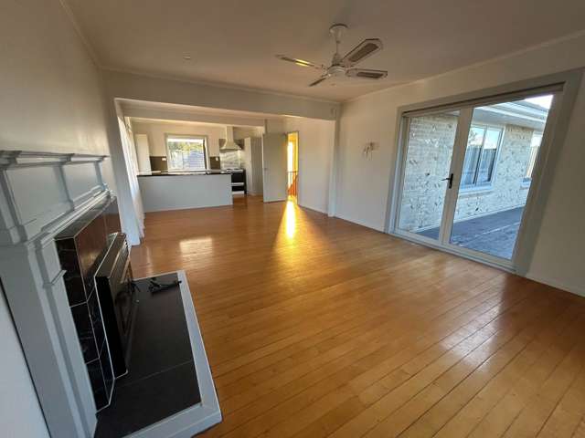 24 Kervil Avenue Te Atatu Peninsula_3