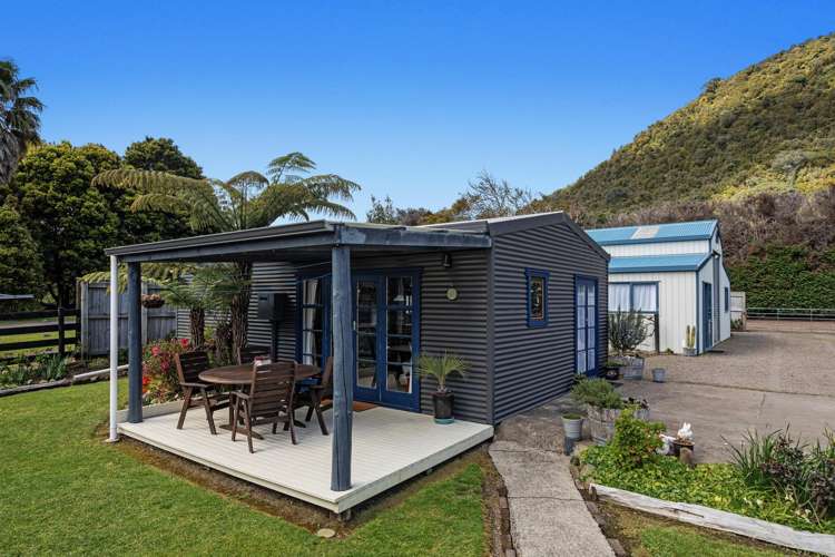 8366 State Highway 35 Whanarua Bay_17