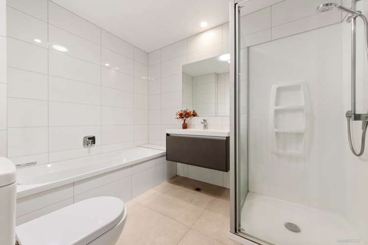 8 Adlam Lane Takanini_10