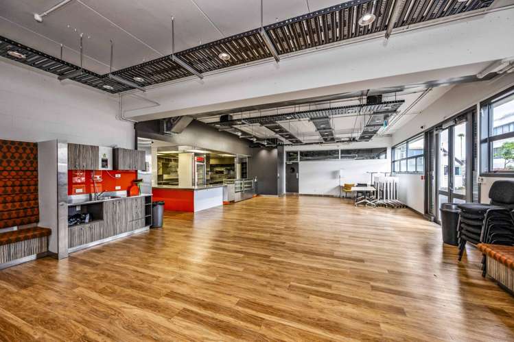 12-16 Gordon Road Otahuhu_9