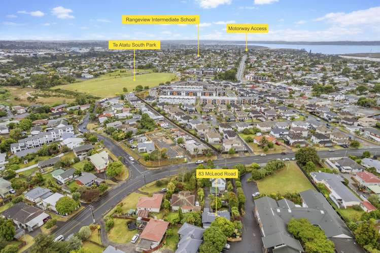 83 Mcleod Road Te Atatu South_23