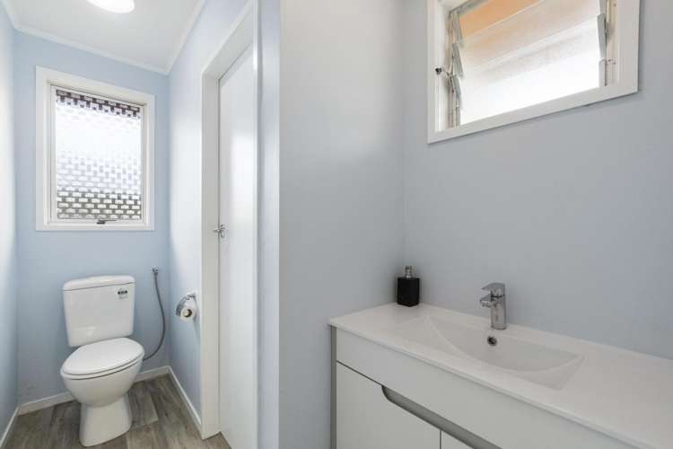 86c Tawa Street Melville_11