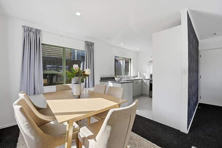 4b Knott Road Stanmore Bay_4