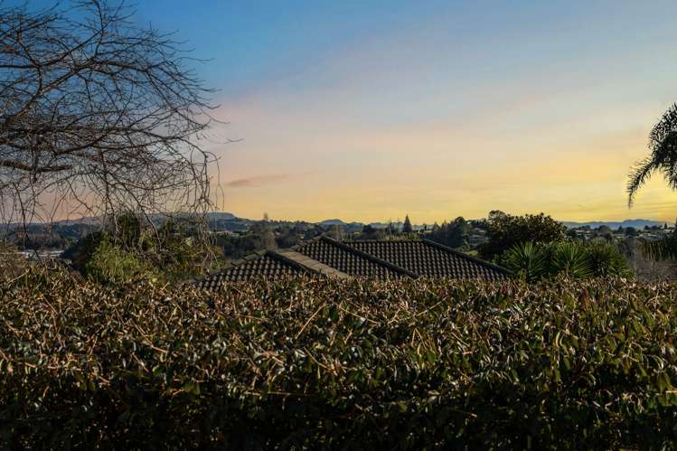 5 Corwen Avenue Hairini_16