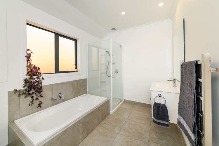 26 Varsity Heights Fitzherbert_11