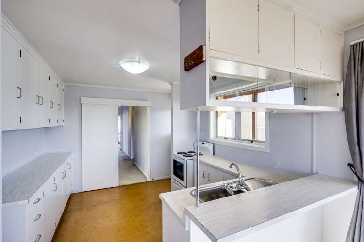 4 Lyttelton Crescent Tamatea_1