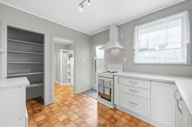 1/6 Snell Avenue Papakura_6