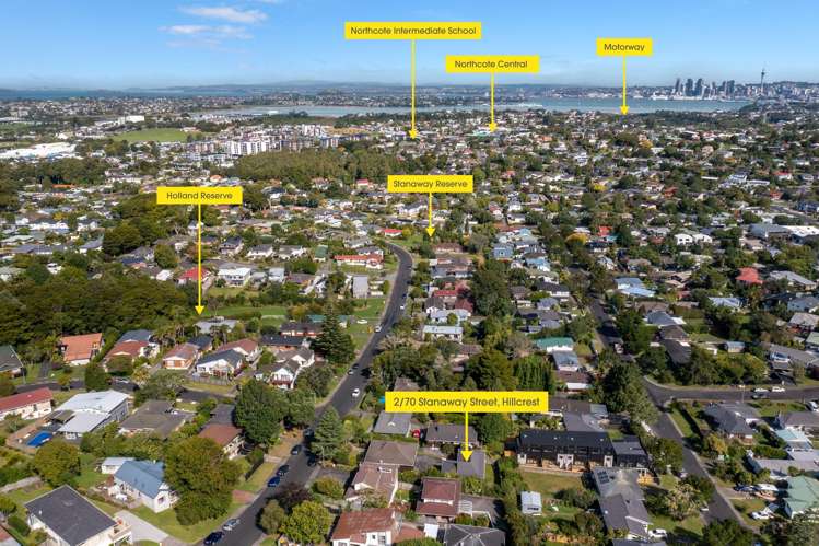 2/70 Stanaway Street Hillcrest_24