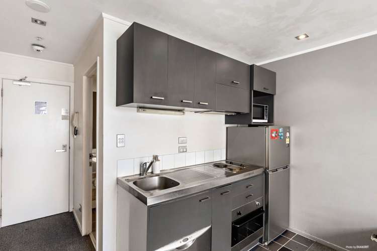 G07/430 Queen Street Auckland Central_5