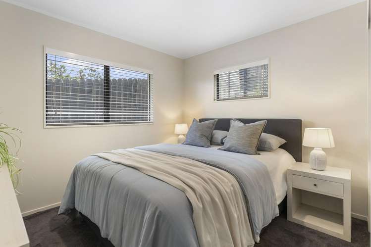 1/142 Sunset Road Unsworth Heights_12