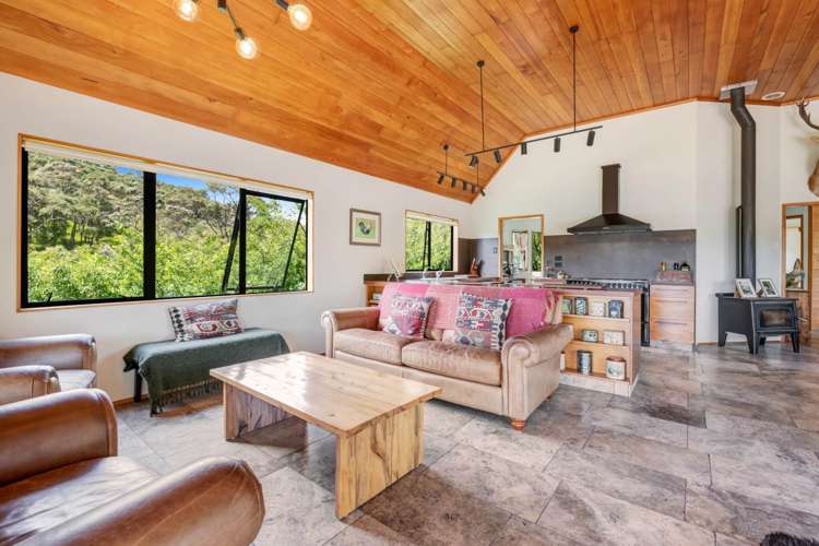 275 Inland Road Helensville_12