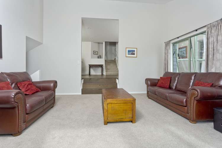2/62 Stapleford Crescent Browns Bay_8