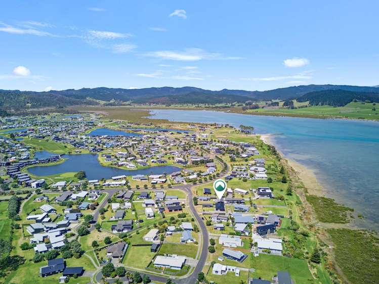 113 Kelly Jade Avenue Matarangi_30